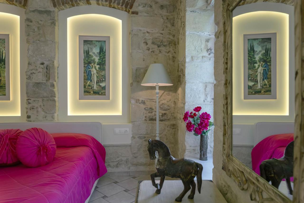 Avli Lounge Hotel